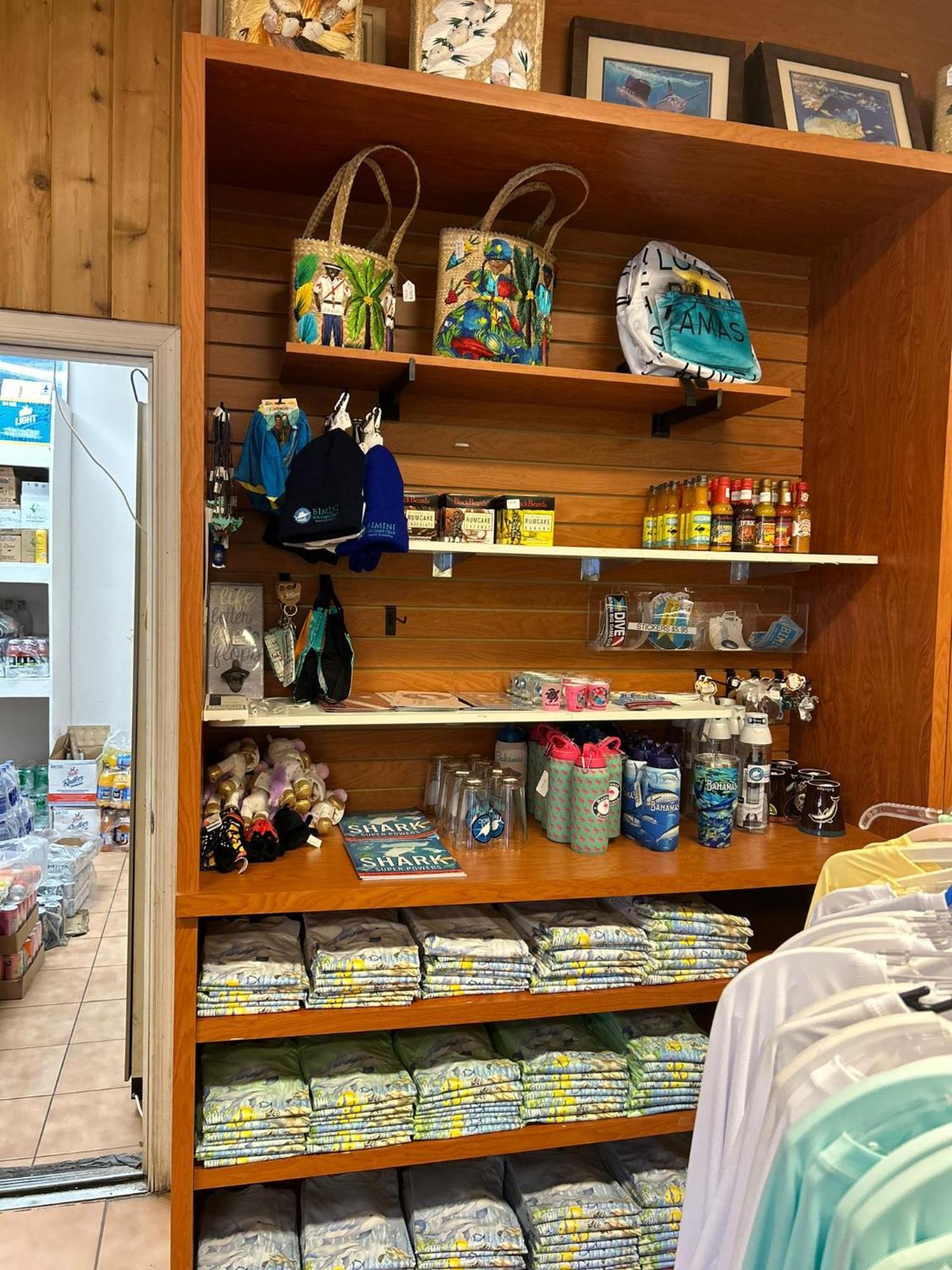 比米尼大型游戏俱乐部滨海度假酒店 Alice Town  外观 照片